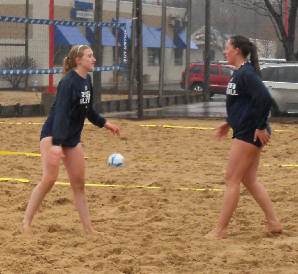 Irish Win Midwestern Collegiate Sand Challenge