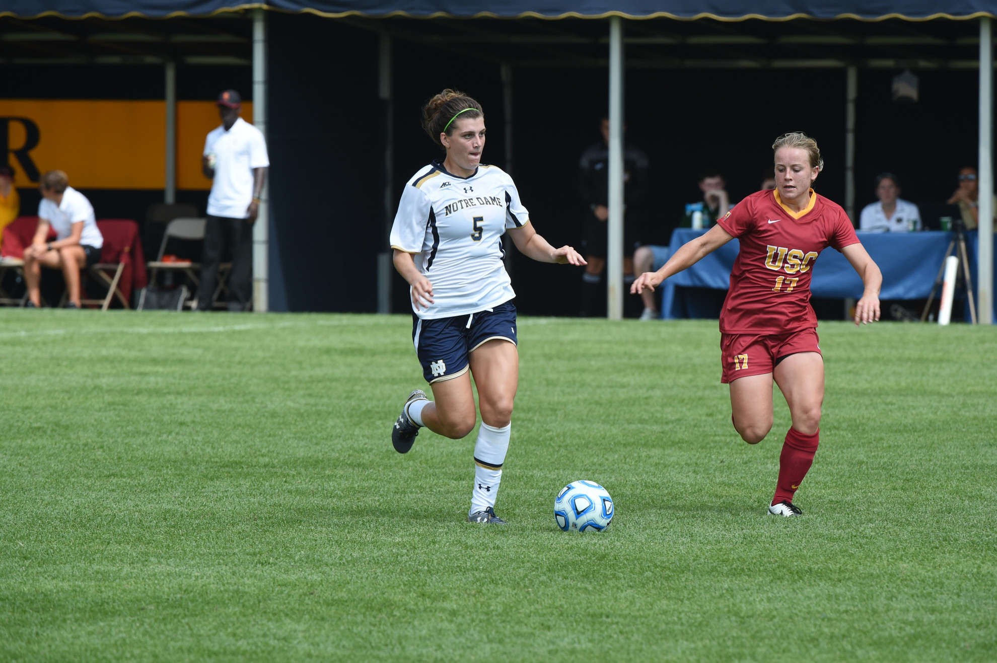 #18/12 Irish Tangle With #9/8 North Carolina Saturday Junior midfielder/tri-captain Cari Roccaro