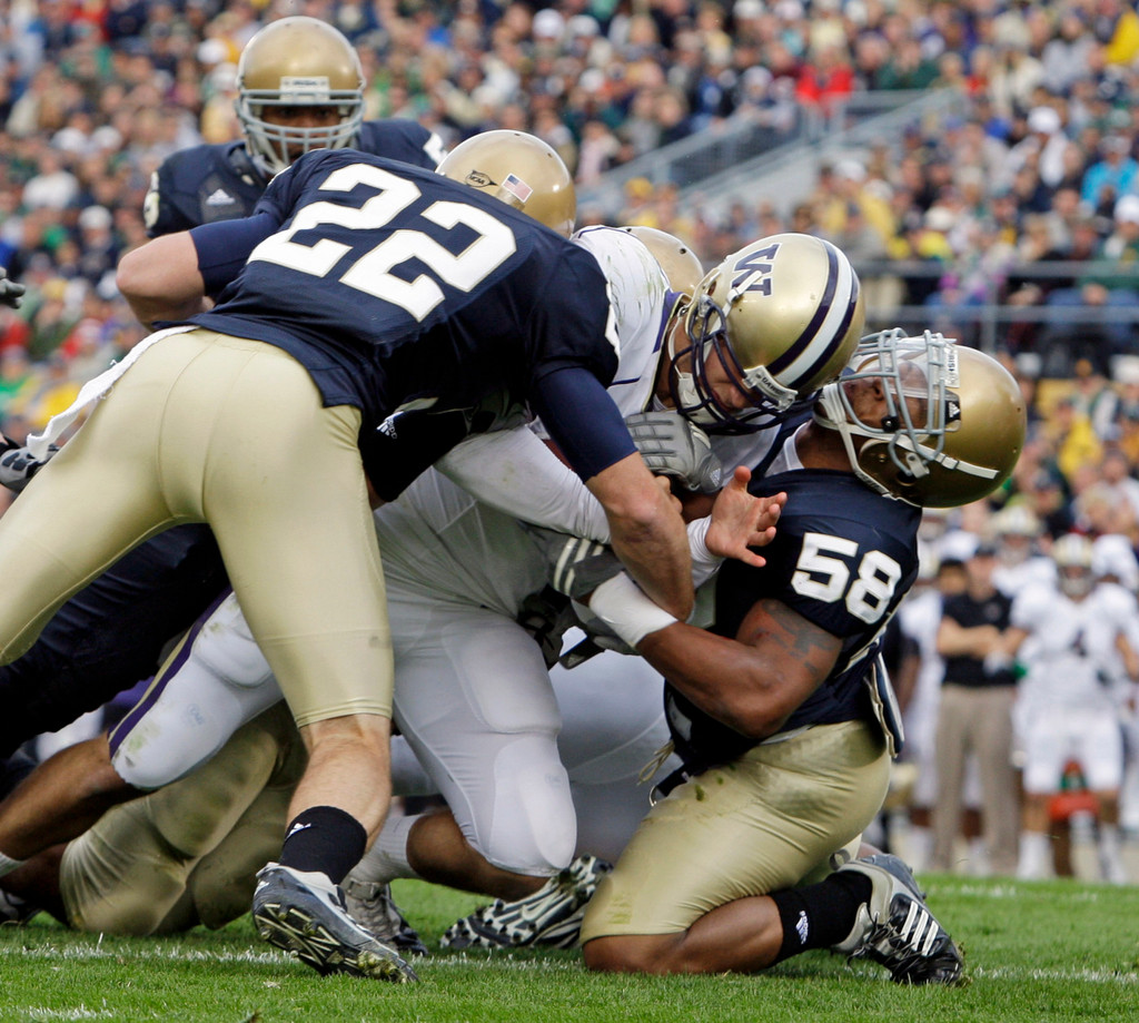 Notre Dame Outlasts Washington in OT, 37-30 (AP)