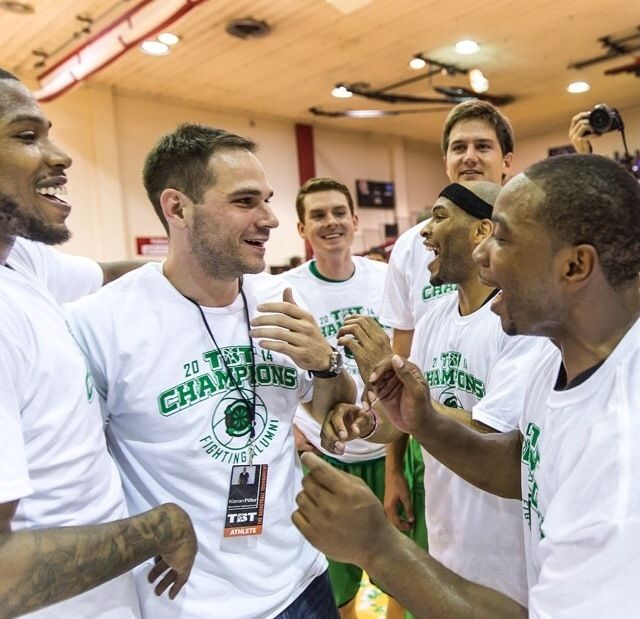 The Fighting Alumni, a team of former Notre Dame men's basketball players, are the defending champions at The Basketball Tournament, a $1 million, winner-take-all event open to all-comers that begins at 8 p.m. (ET) Thursday (live on ESPNU).