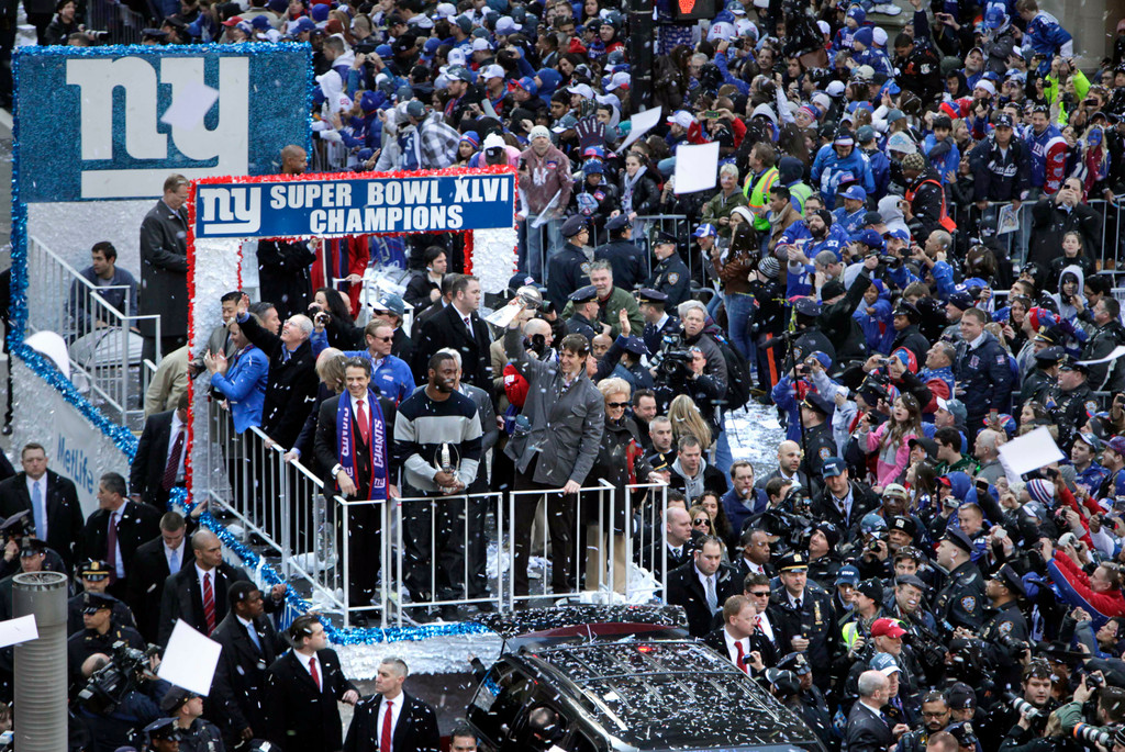 Justin Tuck & Sergio Brown at Super Bowl XLVI (AP)
