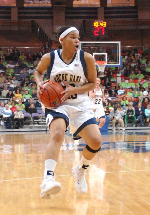 Ashley Barlow scored 19 points in the 62-59 win over DePaul.