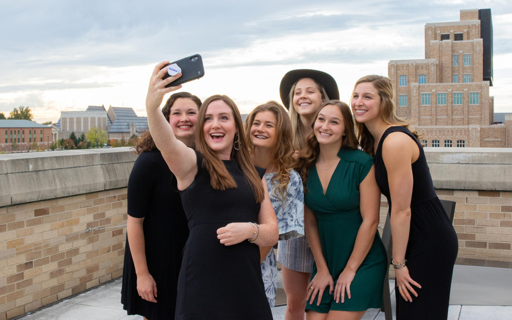 Notre Dame Fighting Irish - Official Athletics Website