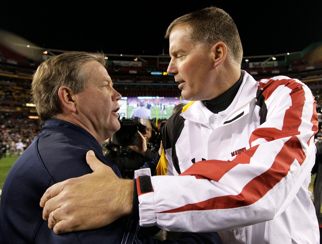 Notre Dame Dominates Maryland, 45-21 (AP)