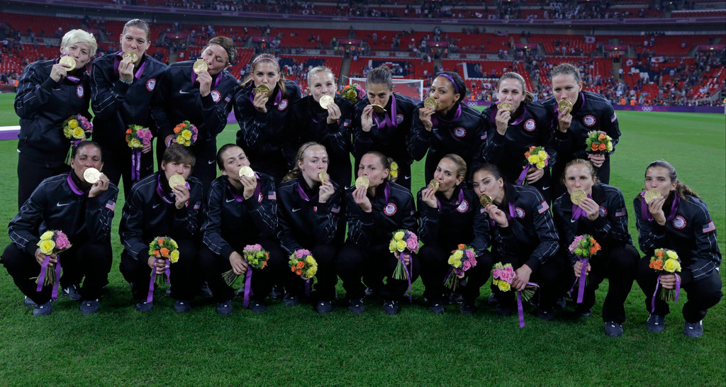 Shannon Boxx London Olympics Gallery (AP)