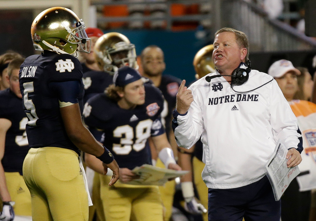 Irish Title Hopes Halted By Crimson Tide, 42-14 (AP)