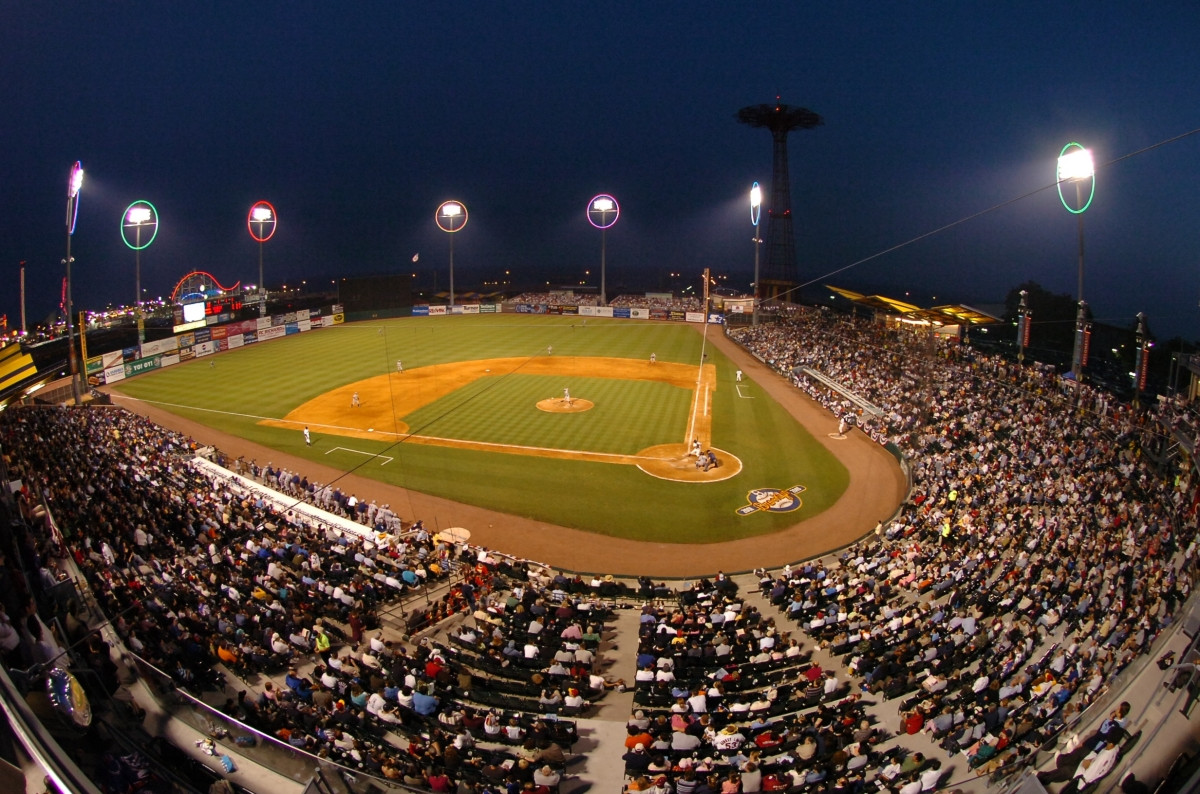 Notre Dame Baseball Schedule Adjustments The BIG EAST 2007 baseball championship will be held in the state-of-the-art and exciting atmosphere of Keyspan Ballpark, located in Booklyn, N.Y., just a few blocks from Coney Island.