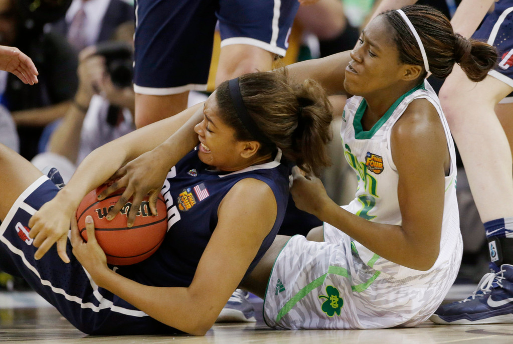#2 Irish Fall to #3 UConn in Final Four (AP)