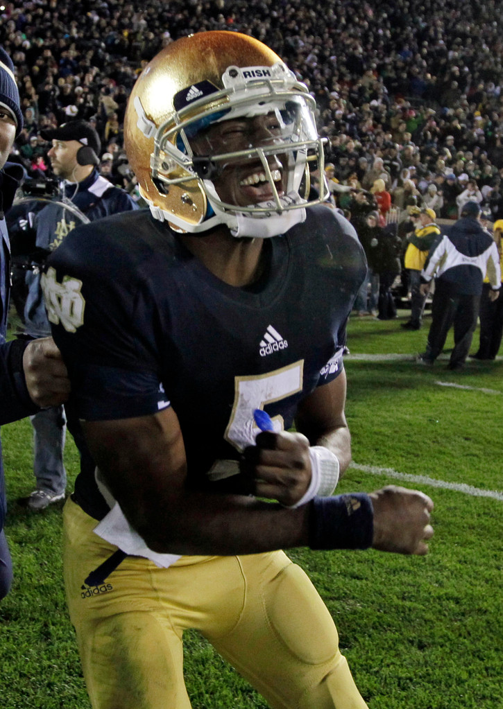 No. 4 Notre Dame Fights Back to Defeat Pitt 29-26 in Third OT (AP)
