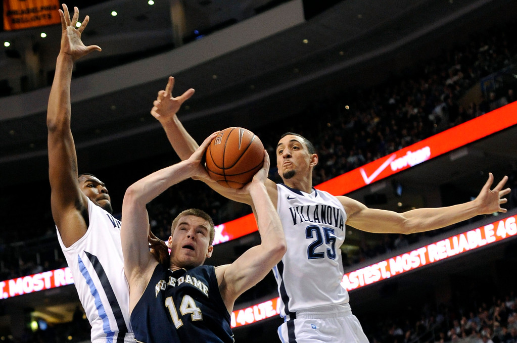 #23 Irish Hold On to Defeat Nova in OT, 74-70 (AP)