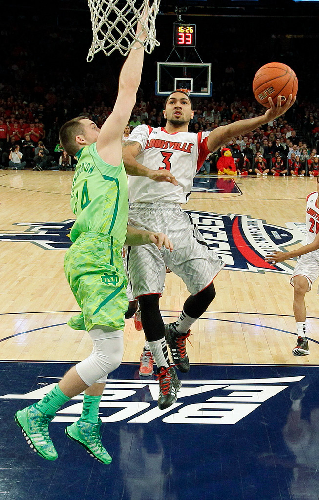 No. 24 Notre Dame Knocked Out of BIG EAST Tournament (AP)