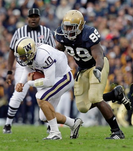 Lewis-Moore, Johnson Named Ted Hendricks Defensive End of the Year Award Candidates Washington Notre Dame Football