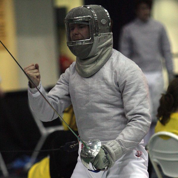 Junior captain Bill Thanhouser went 7-5 in the sabre on Sunday at the Northwestern Duals.
