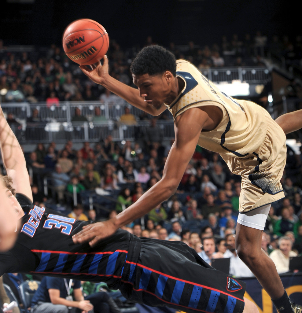 No. 21 Notre Dame Edges DePaul In Overtime, 82-78 (AP)