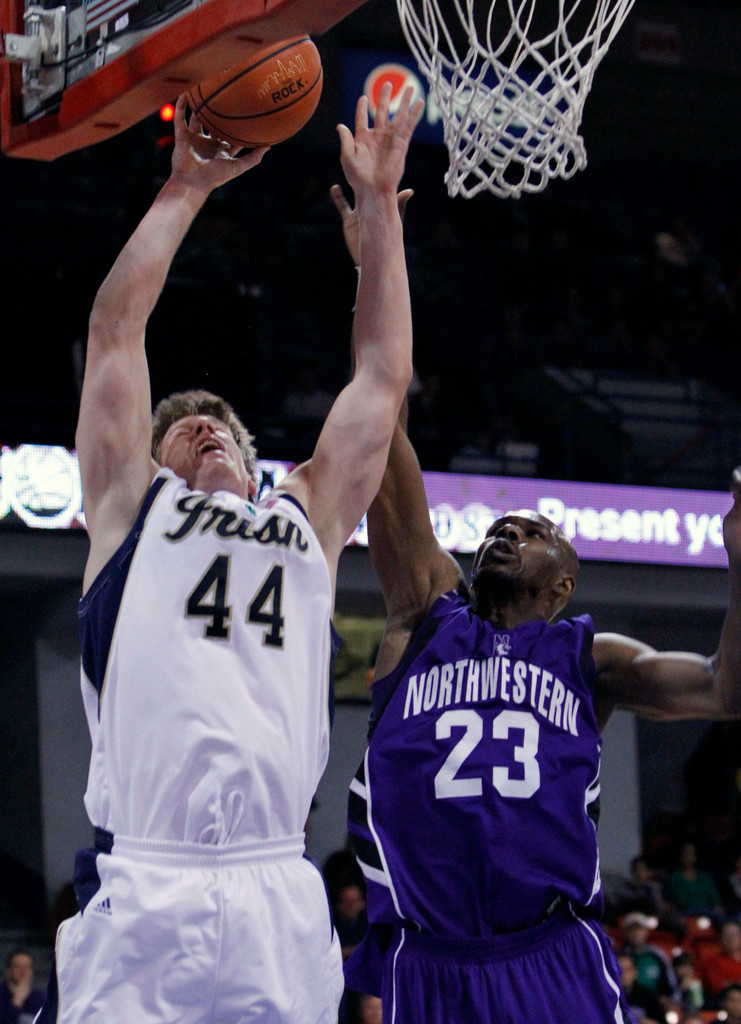 Northwestern Upsets No. 23 Notre Dame, 72-58 (AP)
