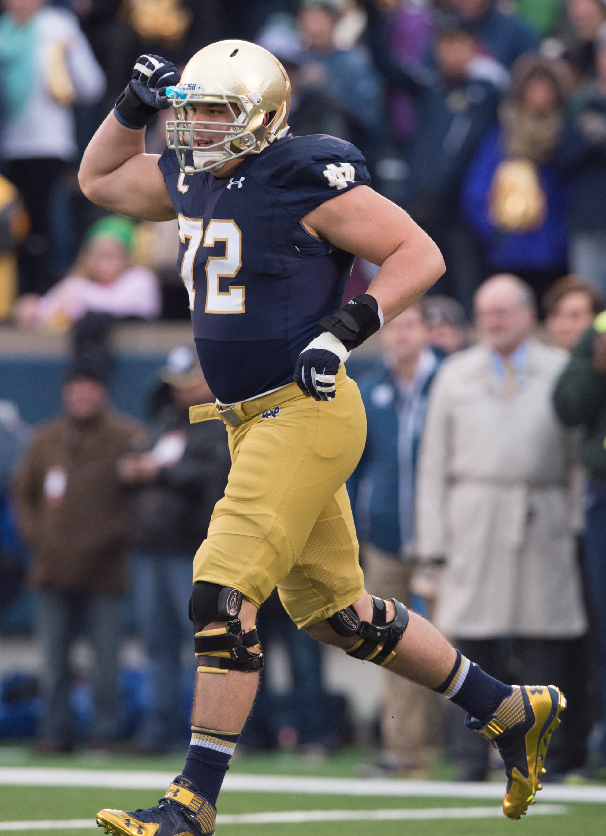 Martin Thrives As Leader On Irish Offensive Line Nick Martin anchors an offensive line that scored 30-plus points in seven of its first eight games for the first time in school history.