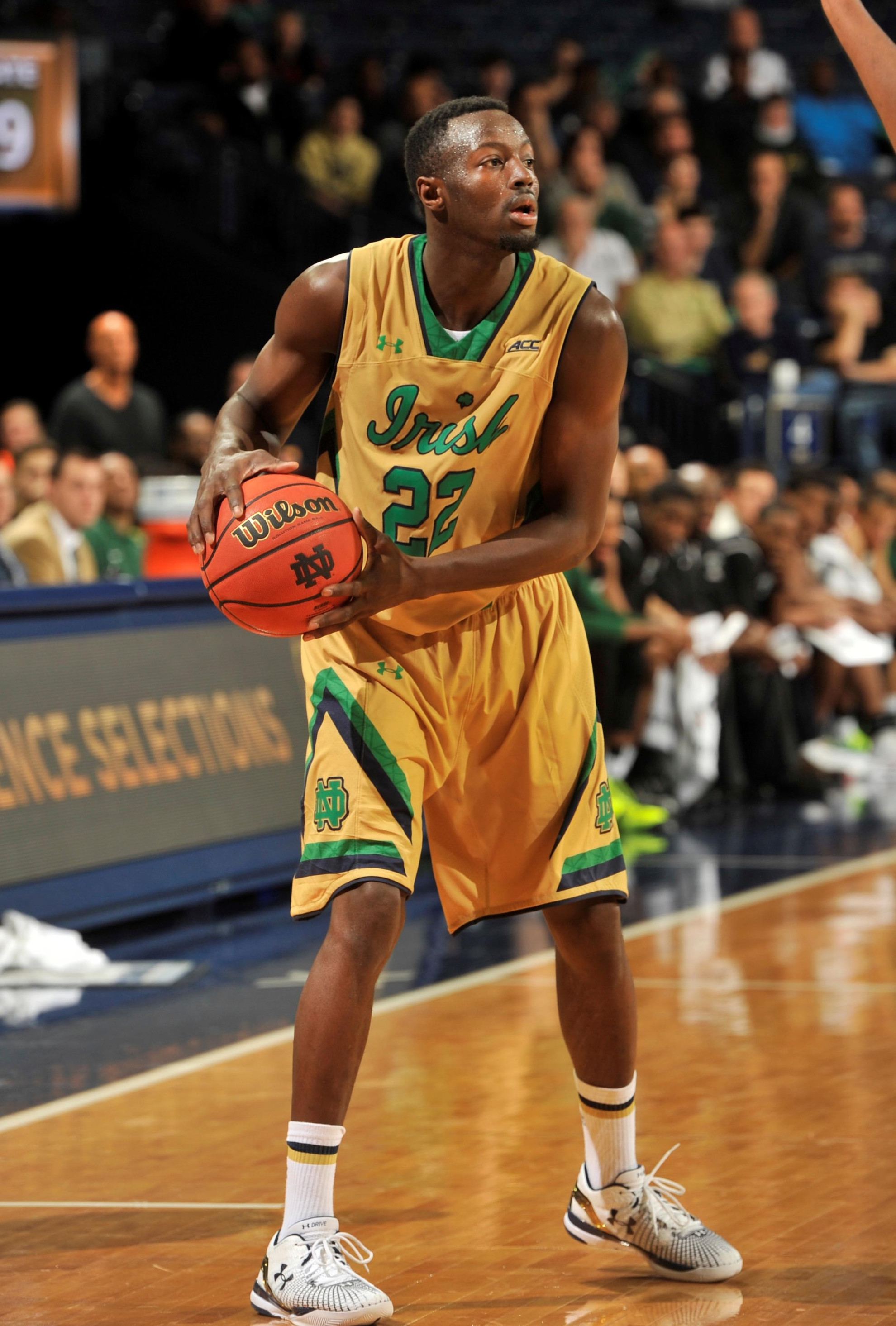 IRISH EXTRA: Unselfishness Early Hallmark for Irish Men Jerian Grant is averaging 19.5 points and 7.0 assists per contest and owns a 5.0 assist-to-turnover ratio.