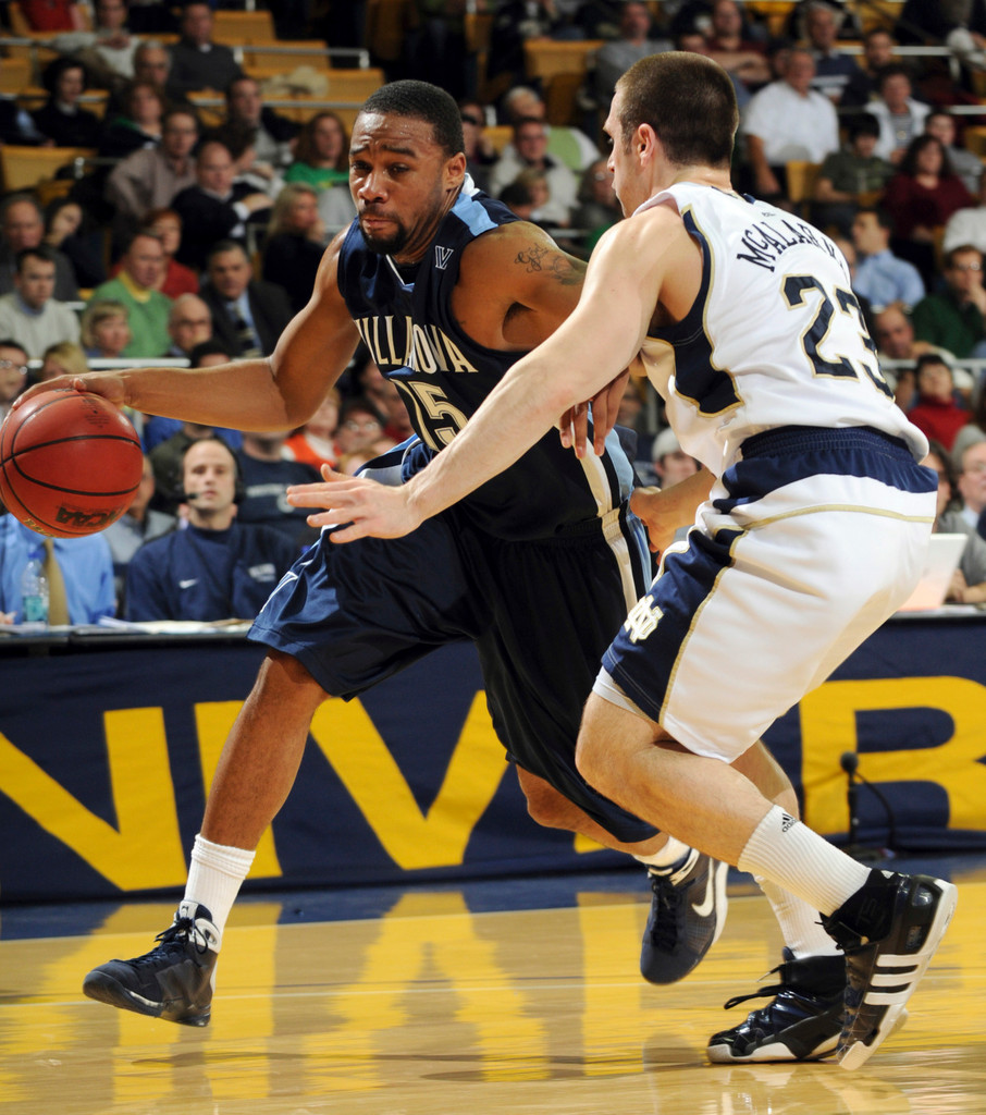 Irish Fall To #11 Villanova, 77-60