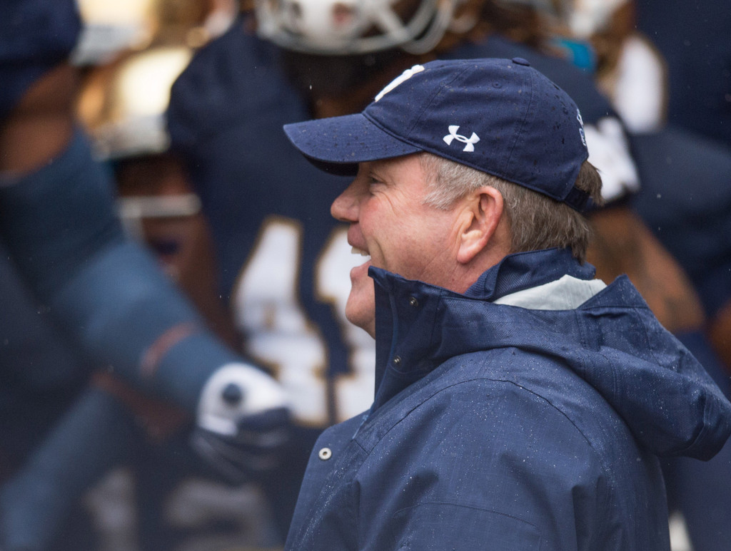 #9/8 Notre Dame 17, #14/13 Stanford 14 (USATSI)