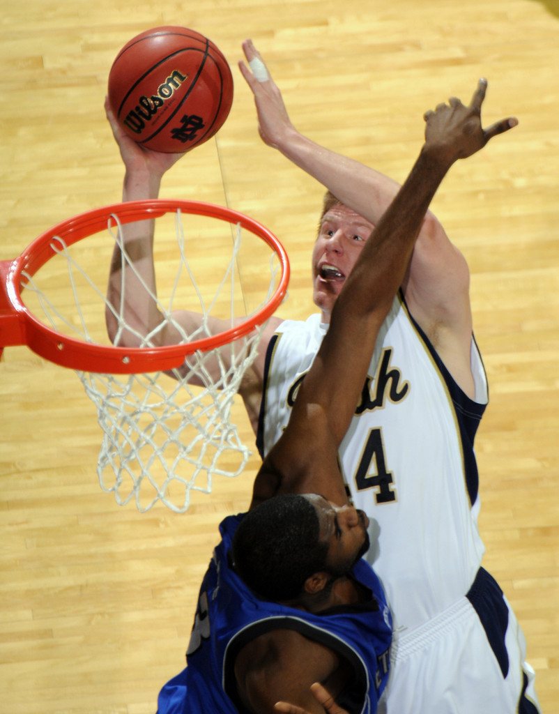 Irish Defeat Pirates, 88-79 (AP)