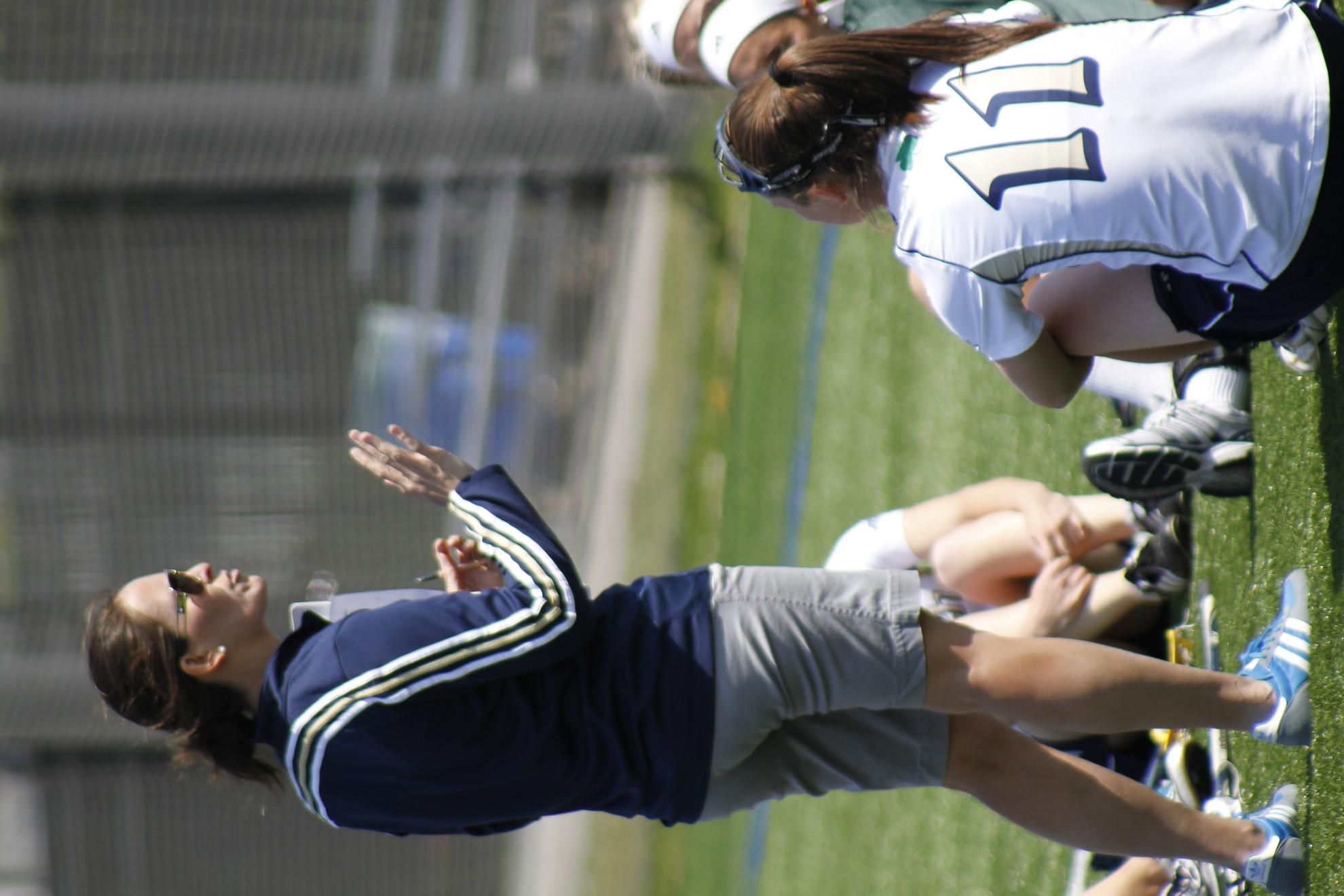 Women’s Lacrosse To Host Fall Skills Clinic Head coach Christine Halfpenny and her coaching staff are hosting a one-day skill clinic next Sunday.