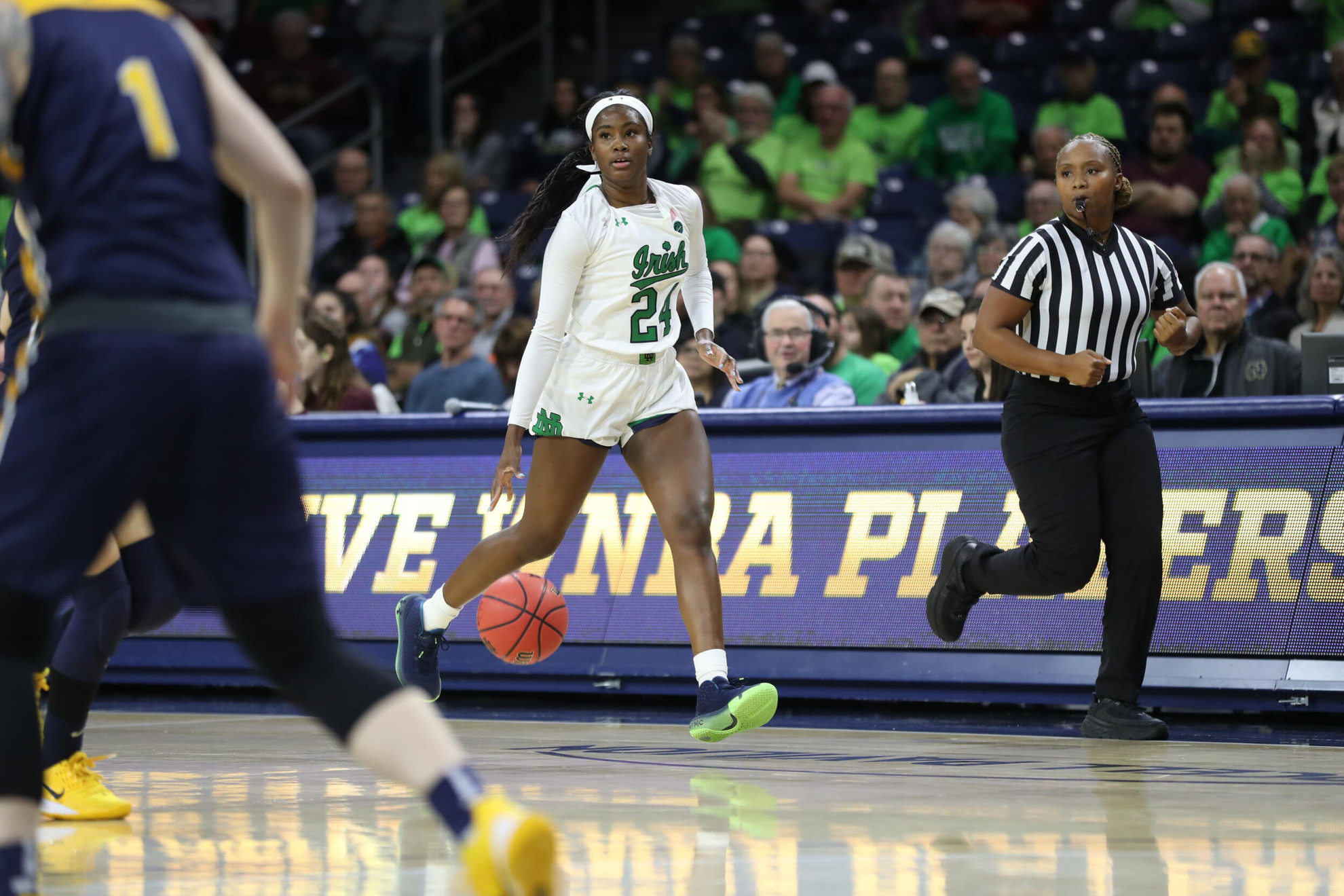 Irish Rally for 76-72 Road Win at #21 Michigan Irish Rally for 76-72 Road Win at #21 Michigan