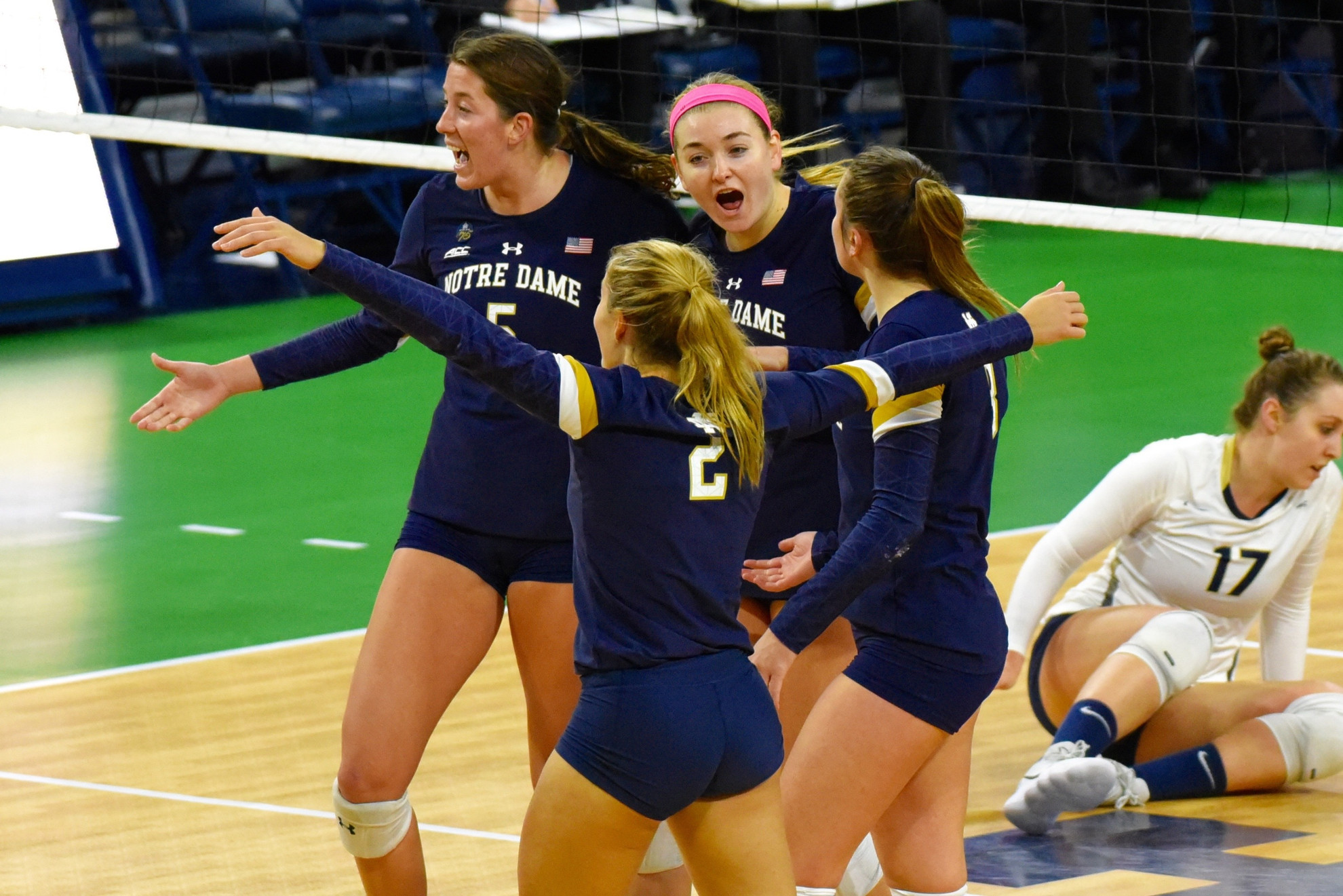 Notre Dame Takes On Hokies And Cavaliers In ACC Weekend Matches Notre Dame Takes On Hokies And Cavaliers In ACC Weekend Matches