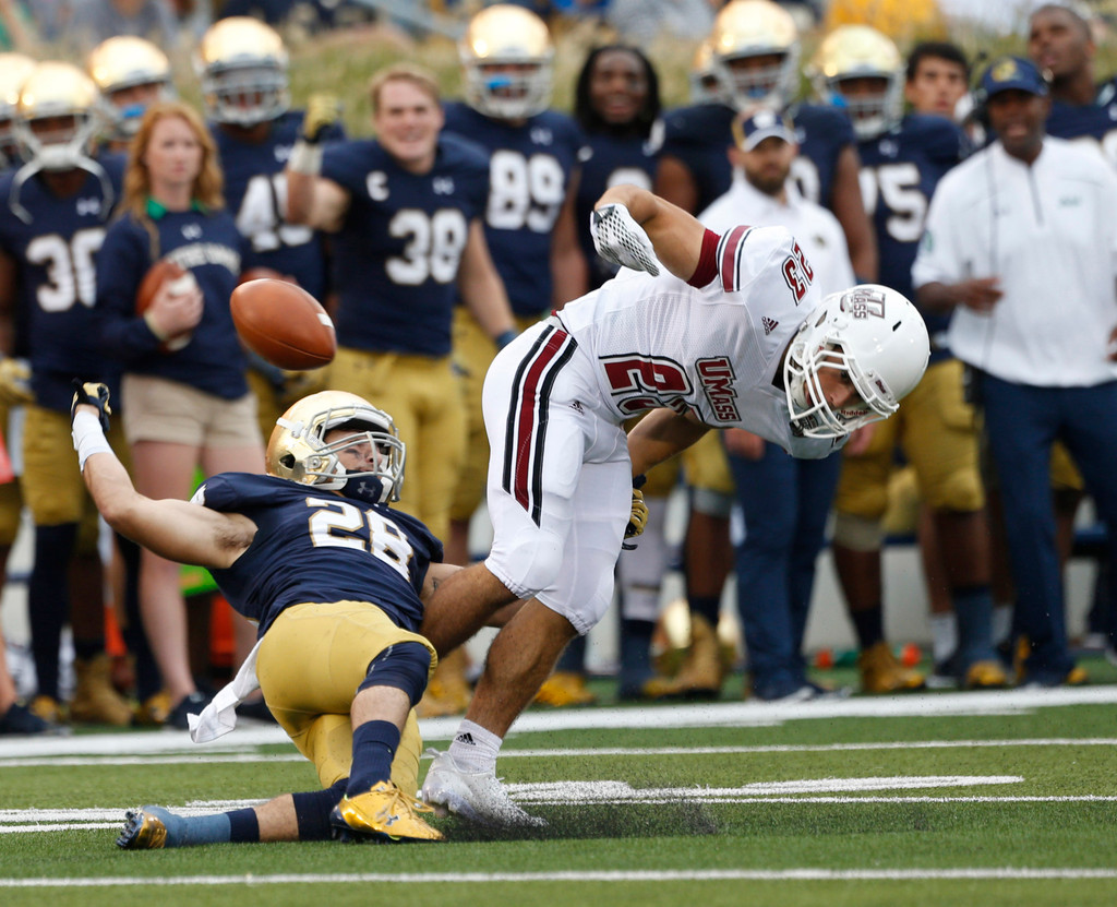 Notre Dame 62, UMass 27