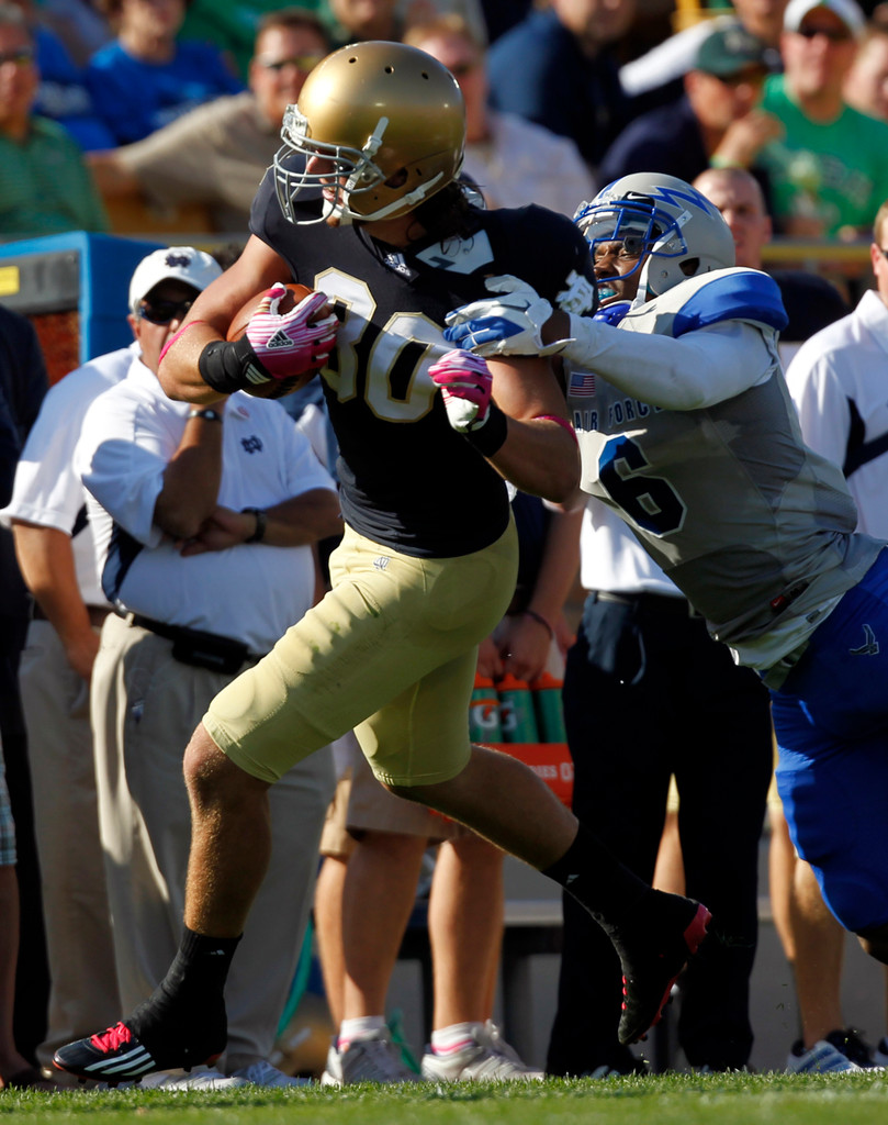 Irish Offense Erupts in Record-Setting 59-33 Triumph Over Air Force (AP)