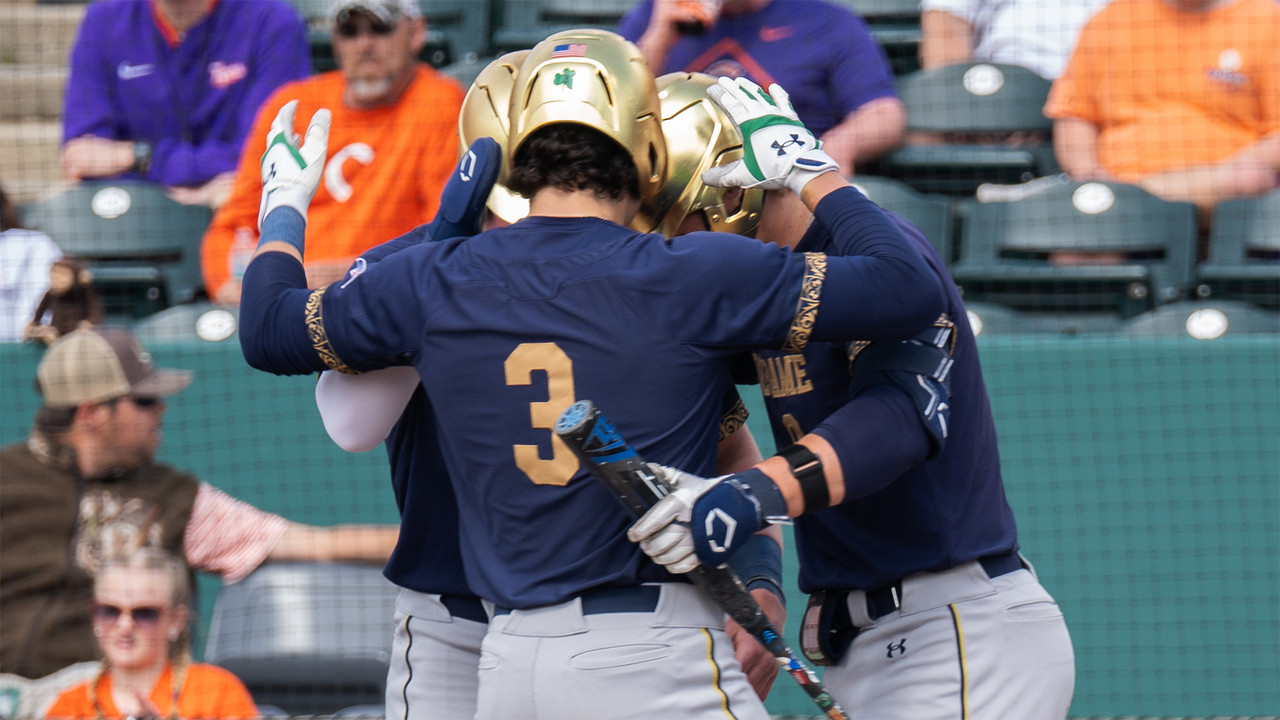 Notre Dame Fighting Irish - Official Athletics Website