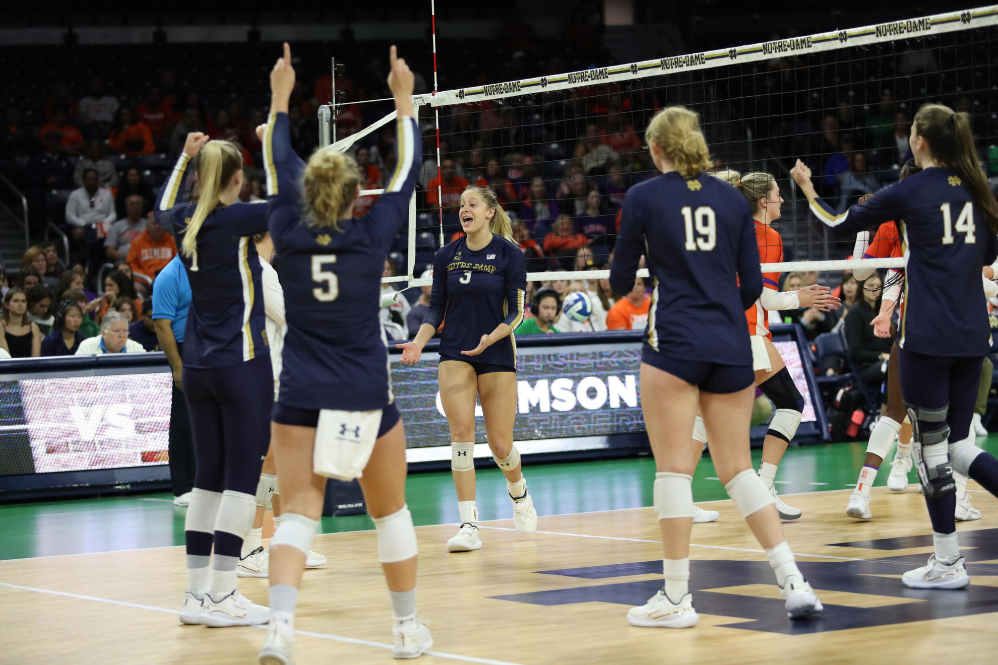 Irish Travel to Syracuse and Boston College Irish Travel to Syracuse and Boston College