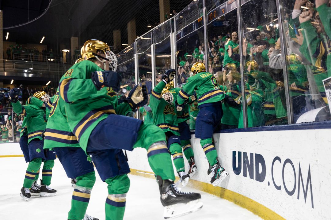 Boston University Terriers at Notre Dame Fighting Irish Hockey Tickets in  Notre Dame (Compton Family Ice Arena) - Oct 20, 2023 at 7:00pm