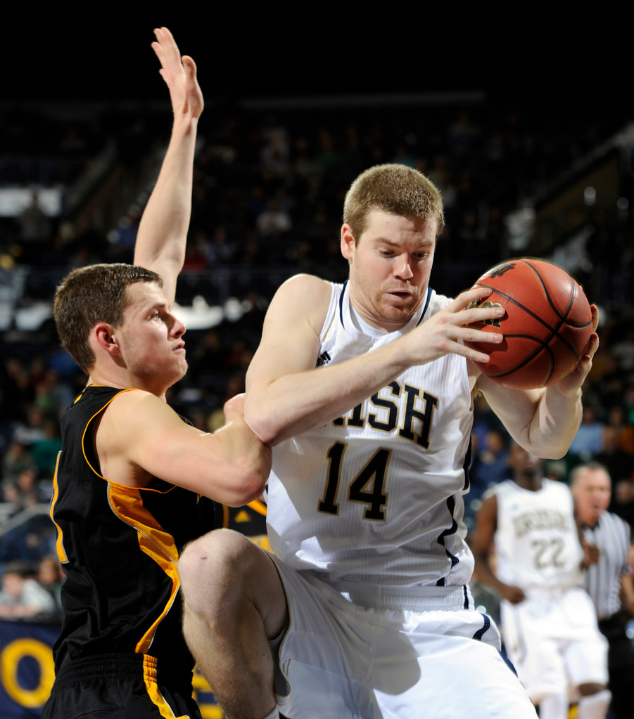 No. 22 Irish Rout Kennesaw State, 85-57 (AP)