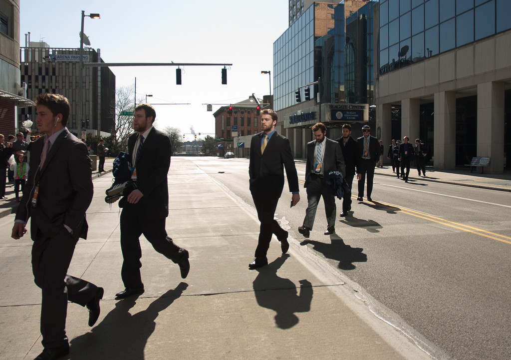 Notre Dame Men's Ice Hockey falls to St. Cloud State on 03-30-2013