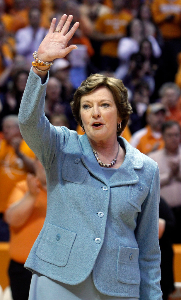 #2/3 Irish Pick Up 77-67 Win At #9 Tennessee (AP)