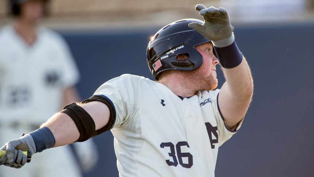 Pitt vs. Notre Dame (Game 1 - 5/6/16)