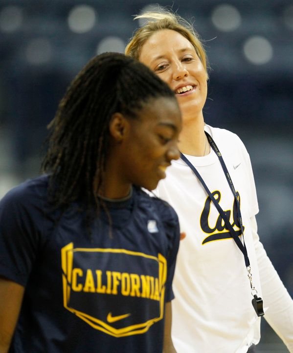 California head coach Lindsay Gottlieb and guard Eliza Pierre in Saturday's practice