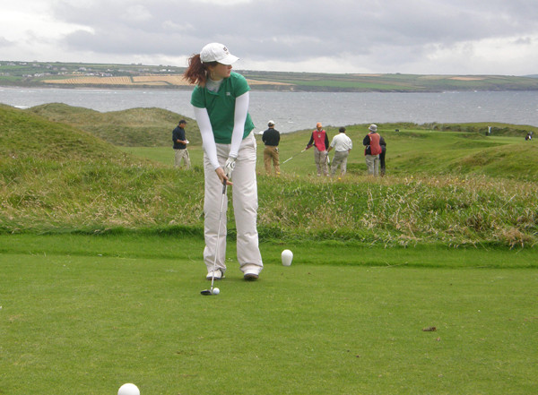 Irish Women’s Golf Team Tied For Eighth Place At Mary Fossum Invitational Becca Huffer is tied for 24th at the 2009 Mercedes Benz Collegiate Championship.