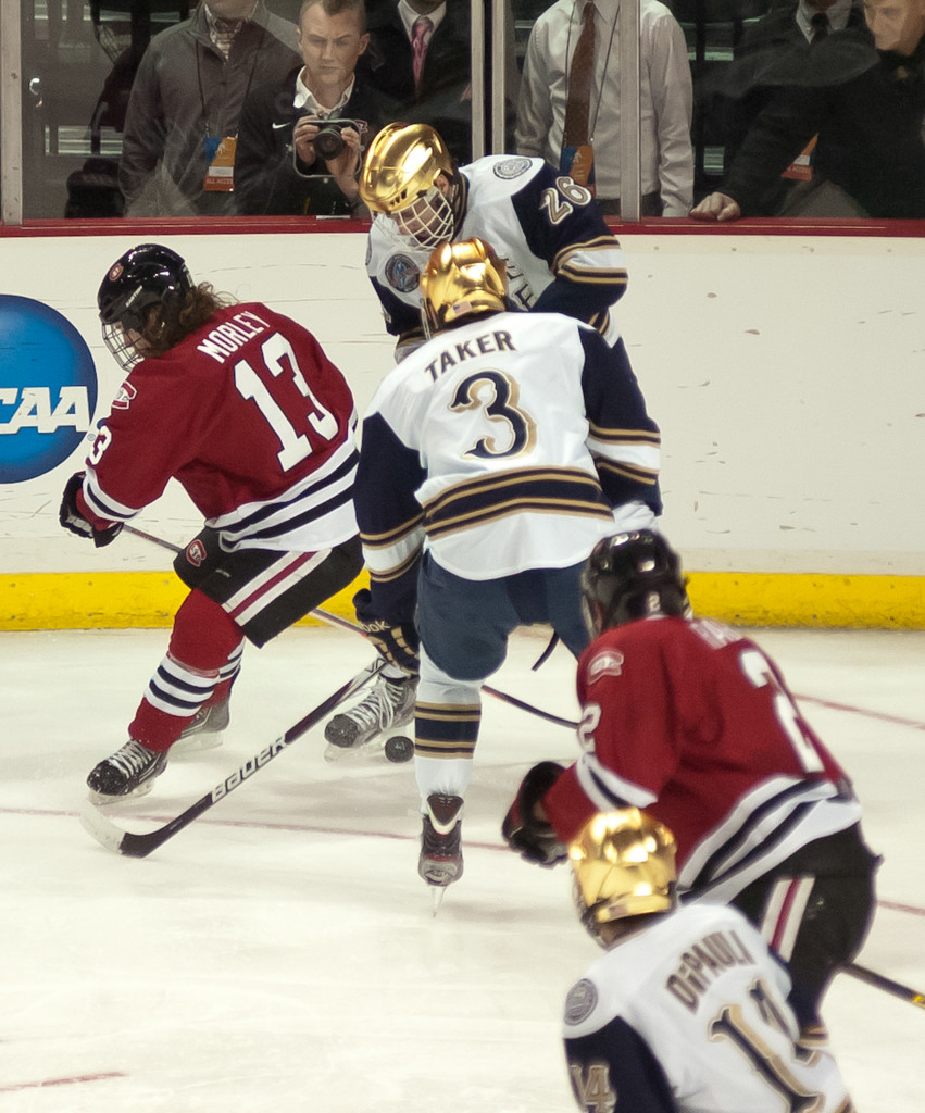 Notre Dame Men's Ice Hockey falls to St. Cloud State on 03-30-2013