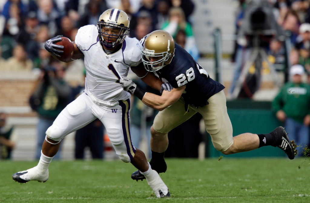 Notre Dame Outlasts Washington in OT, 37-30 (AP)