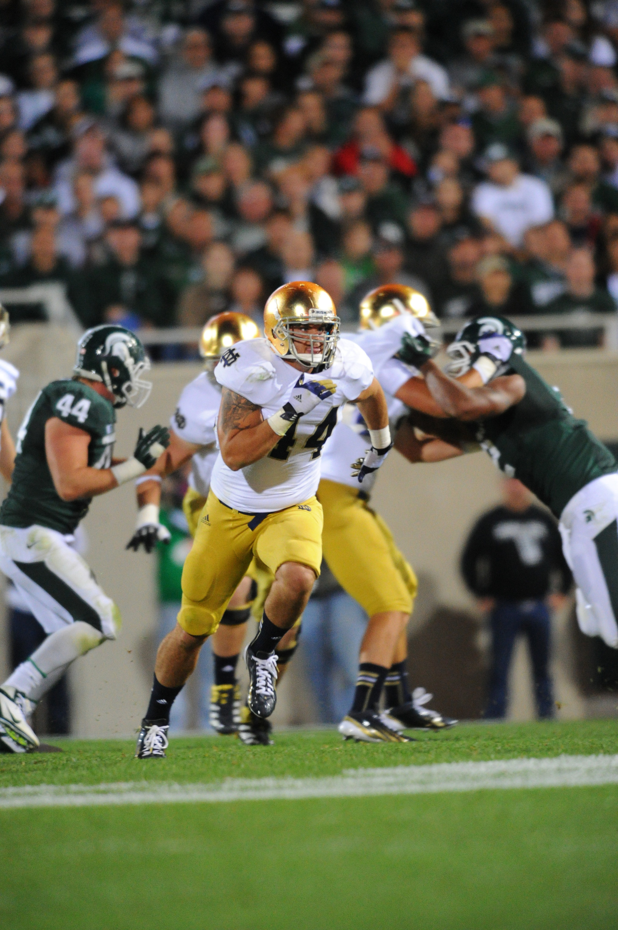 Mother Knows Best Notre Dame Linebacker Carlo Calabrese