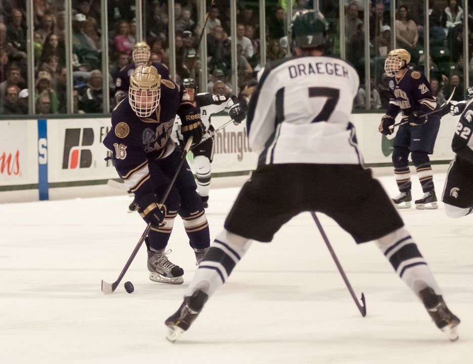Notre Dame Men's  Ice Hockey tops Michigan State on 01-11-2013