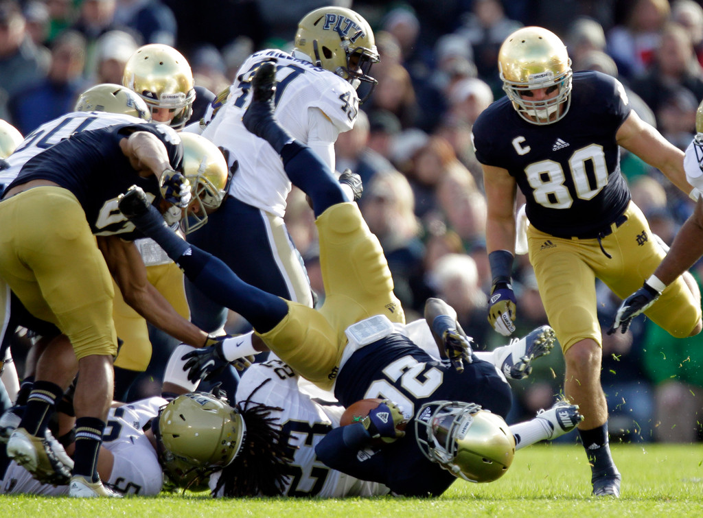 No. 4 Notre Dame Fights Back to Defeat Pitt 29-26 in Third OT (AP)