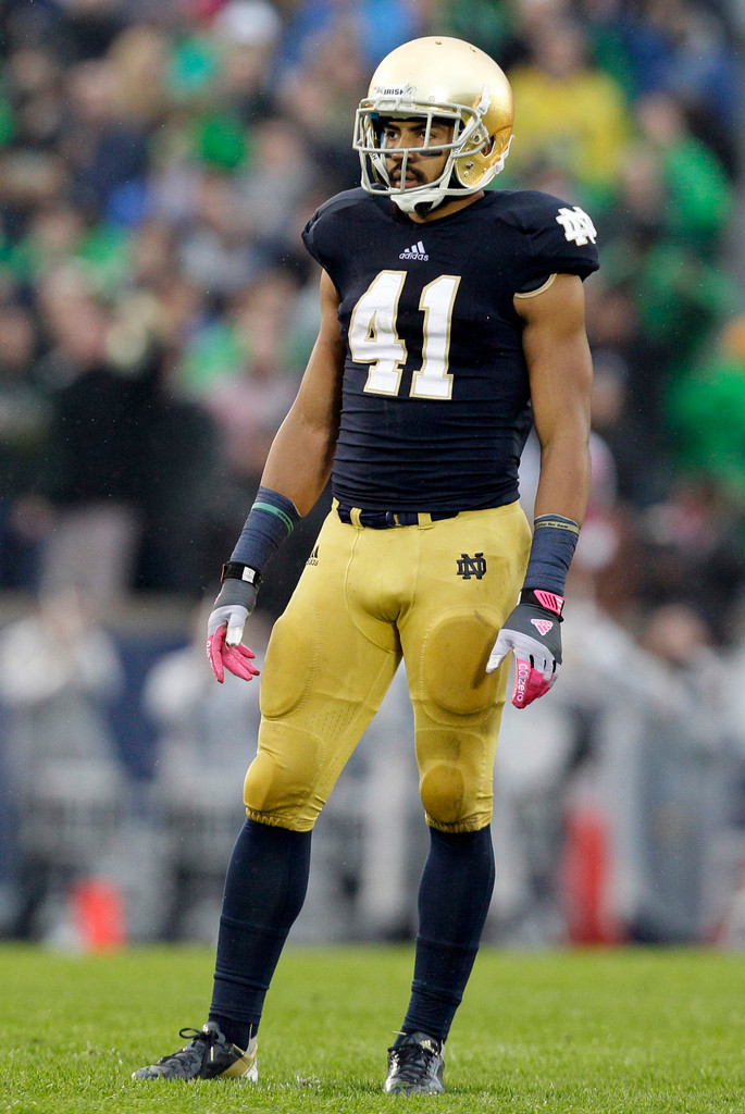 Defense, #7 Irish Stop #17 Stanford, 20-13 in OT (AP)