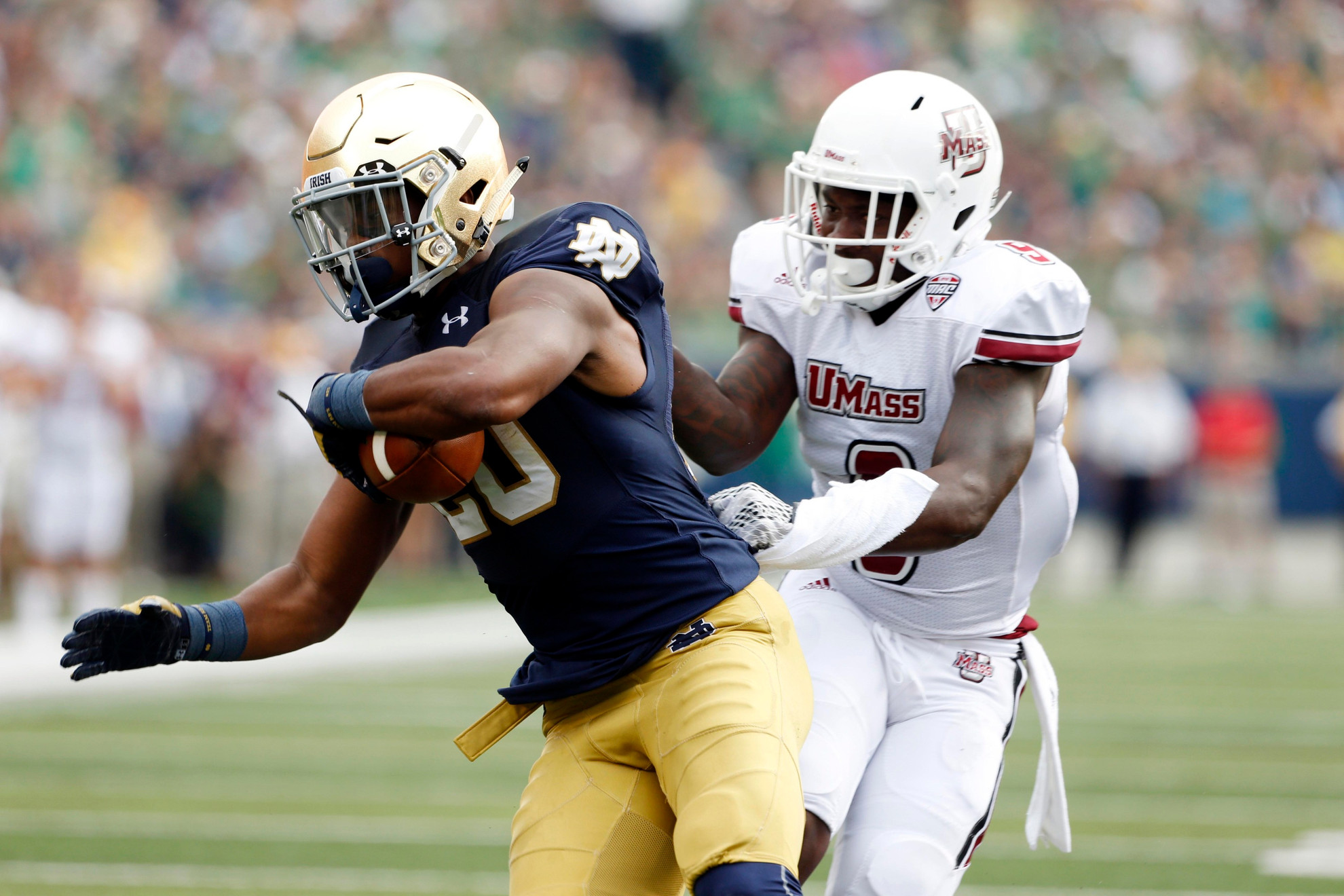 #6 Irish Break Out Offensively In 62-27 Victory Over UMass C.J. Prosise became the third Notre Dame running back since 1902 with two separate three-touchdown rushing games in the same season in Saturday's 41-24 win over Navy