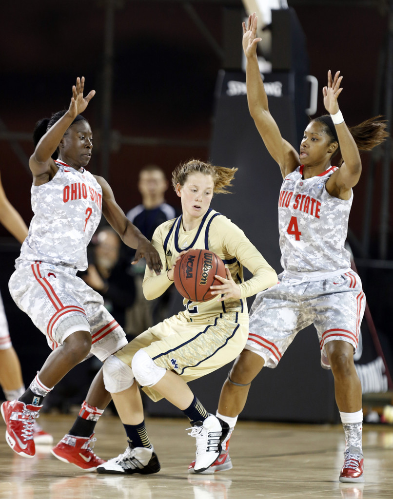 Achonwa Leads #7/6 Notre Dame Past #19/21 Ohio State, 57-51 (AP)