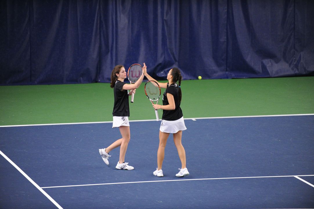 Kristy Frilling and Shannon Mathews advanced to the finals of the ITA Midwest Regional doubles championship, notching a pair of victories on Sunday.