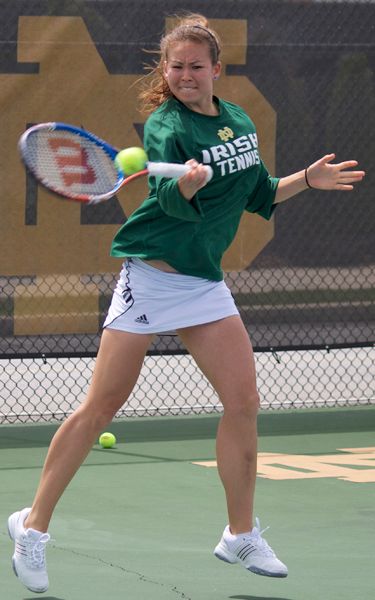 Chrissie McGaffigan rebounded to post a singles win on Saturday along with recording a doubles win on both Friday and Saturday with teammate Jennifer Kellner.