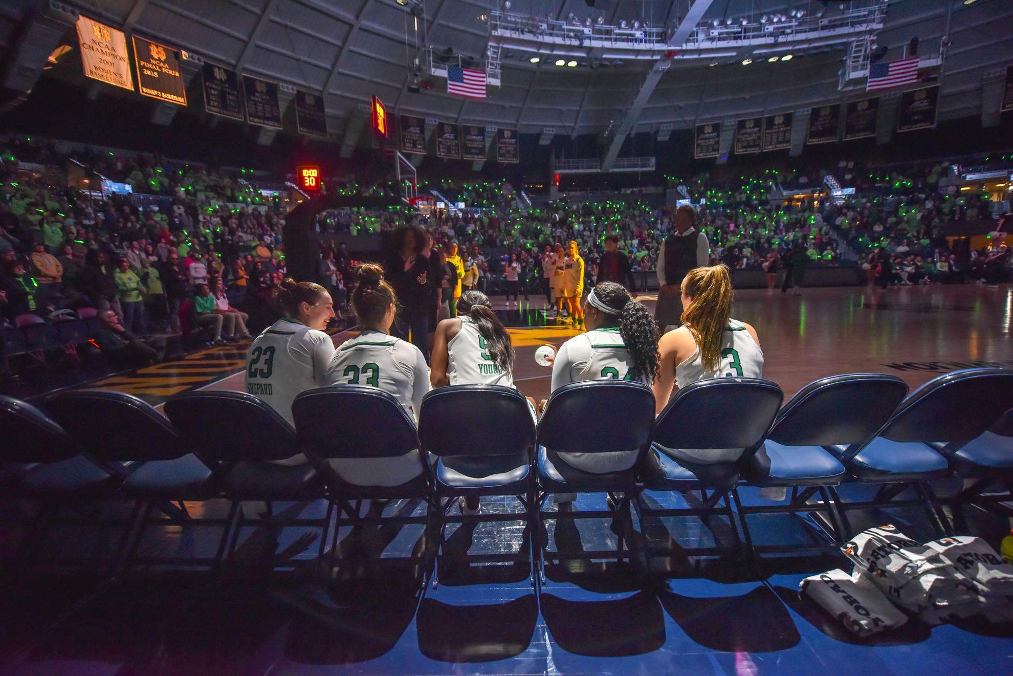 Women’s Hoops Welcomes Public for Intro Video Shoot Women’s Hoops Welcomes Public for Intro Video Shoot