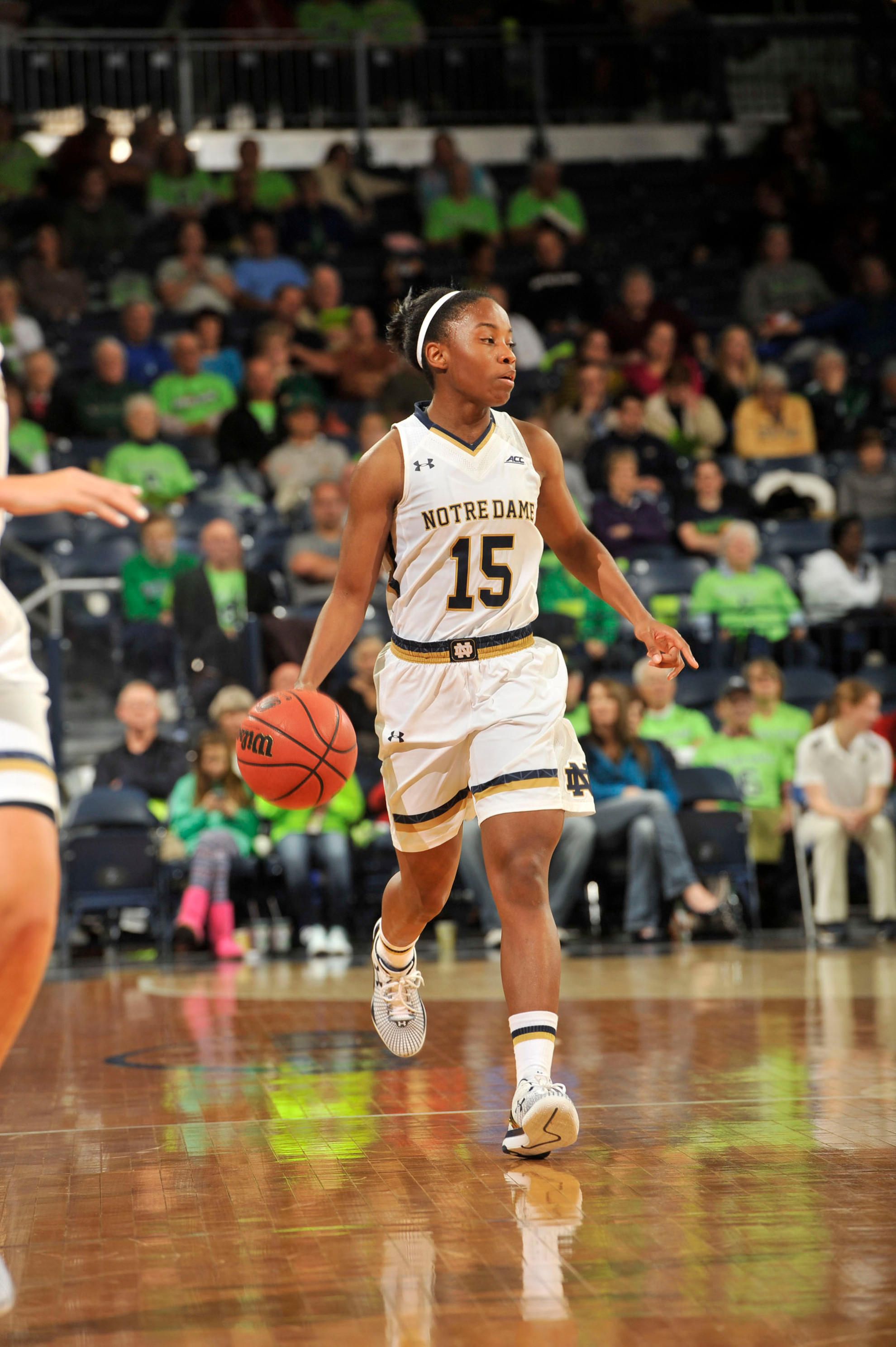 #3 Irish Play Host To UMass Lowell Friday In Season Opener Sophomore guard and preseason all-ACC selection Lindsay Allen begins her second season as Notre Dame's starting point guard when the third-ranked Fighting Irish play host to UMass Lowell at 6 p.m. (ET) Friday at Purcell Pavilion.